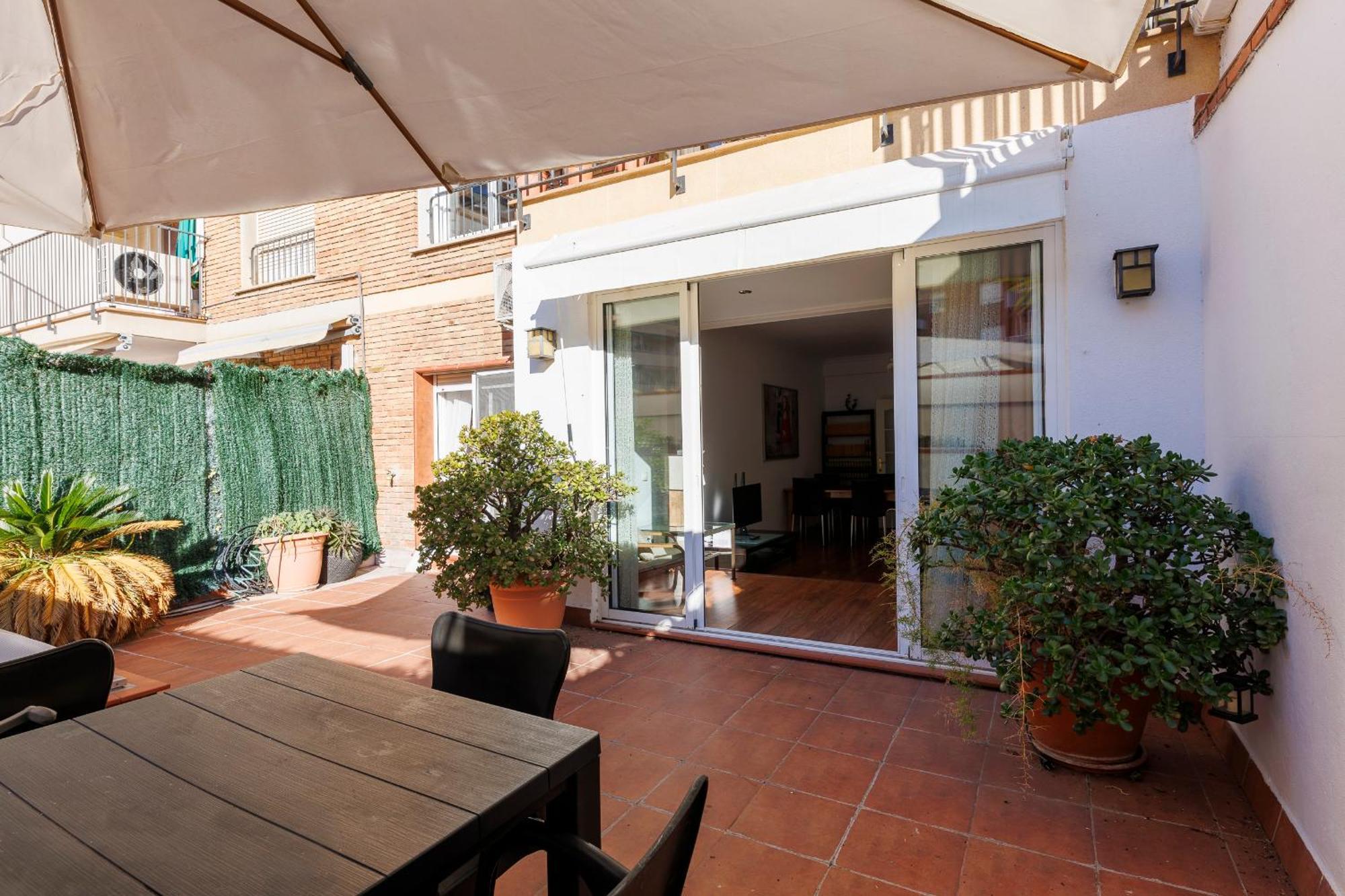 Aparteasy - Private Terrace, 3-Bedroom Apartment Барселона Екстериор снимка